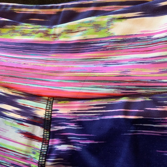 EUC-KOS USA multicolor leggings size small - Picture 4 of 4